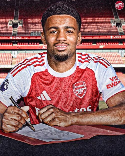 罗马诺：阿森纳与萨卡的续约谈判进展顺利，双方正讨论薪资细则