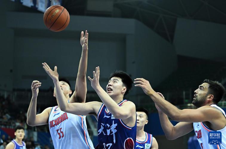 上强度！天津男篮晒训练视频：队内对抗赛