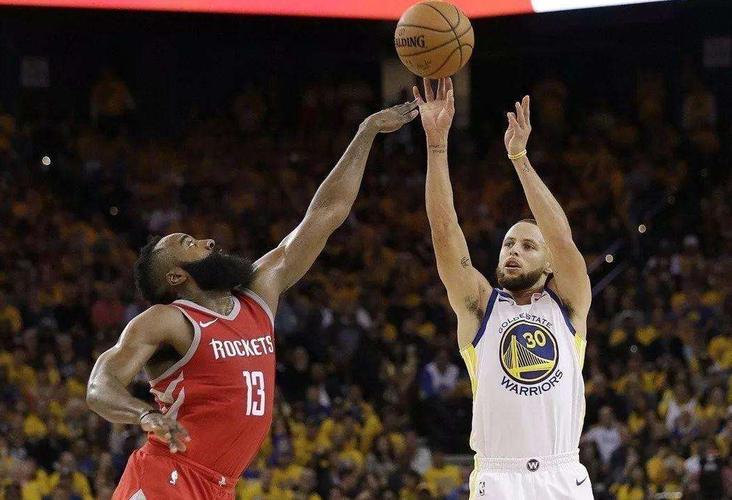 新神射手诞生？4号秀康-克尼佩尔打破多项三分球历史纪录