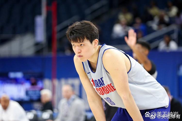 下放发展联盟是杨瀚森尽快适应NBA比赛节奏、提升体能的有效方式