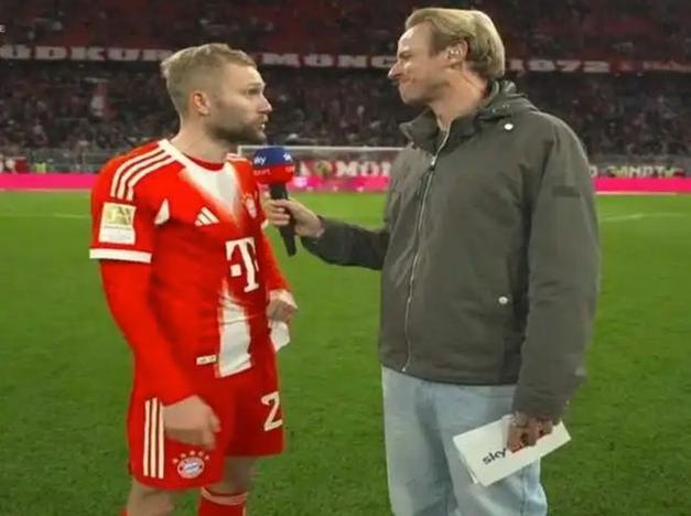 记者：寻莱默尔接班人，拜仁有意明夏引进费耶诺德19岁小将里德