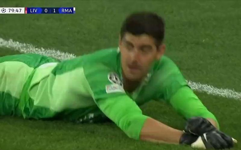 详细阅读:库尔图瓦近5次对利物浦做出29次扑救,22年欧冠决赛9次、今日8次 库尔图瓦近5次对利物浦做出29次扑救,22年欧冠决赛9次、今日8次