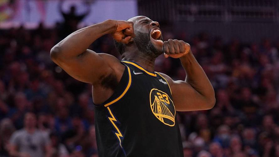 美媒发问：若评选现役球员总统山 詹杜库外谁是第四人？