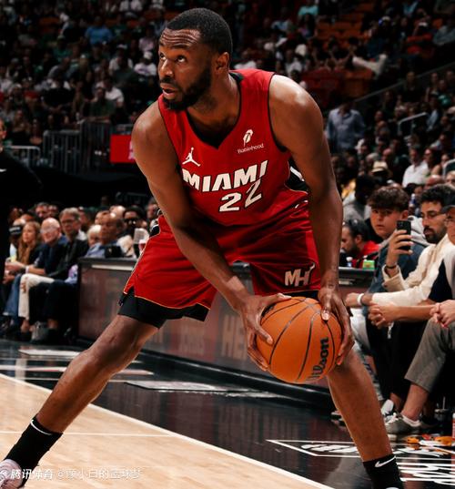 斯波谈维金斯臀部伤势：每日观察状态 对其持乐观态度